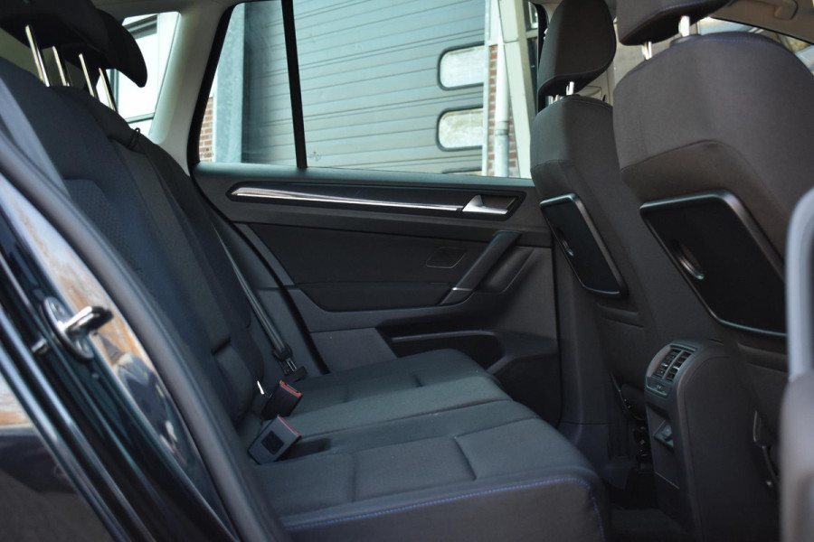 Volkswagen Golf Sportsvan 1.5 TSI ACT R Line ACC Lane Camera Led Xenon