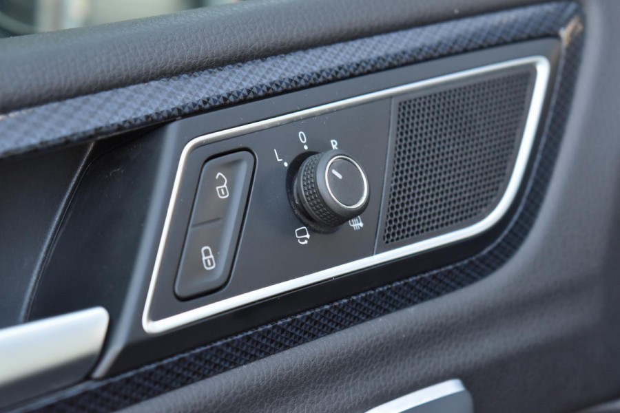 Volkswagen Golf Sportsvan 1.5 TSI ACT R Line ACC Lane Camera Led Xenon