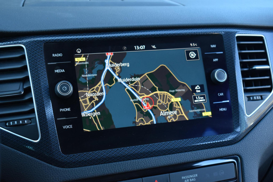 Volkswagen Golf Sportsvan 1.5 TSI ACT R Line ACC Lane Camera Led Xenon