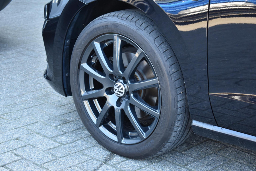 Volkswagen Golf Sportsvan 1.5 TSI ACT R Line ACC Lane Camera Led Xenon