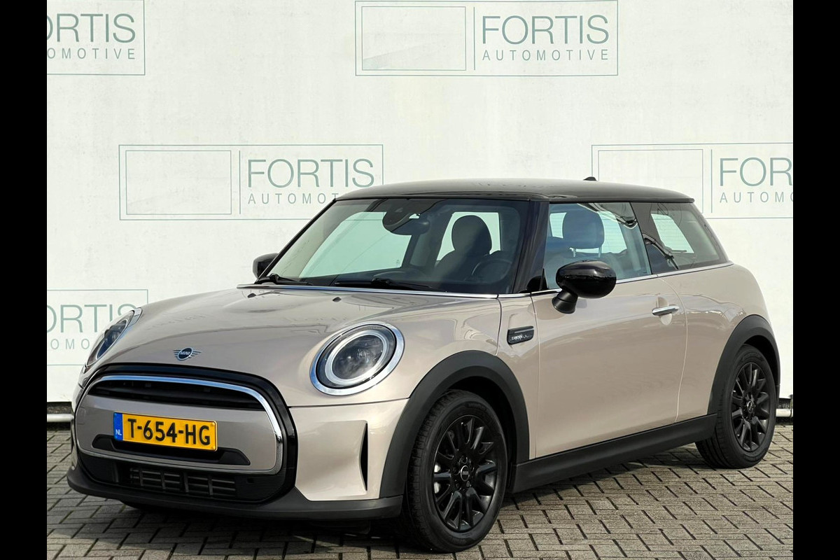 MINI Mini 1.5 Cooper Camden Edition NL AUTO | CARPLAY | DEALER ONDERH | UNION JACK