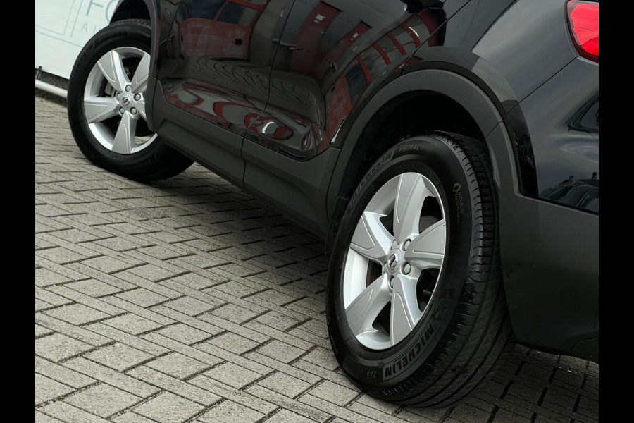 Volvo XC40 1.5 T2 Momentum Core NL AUTO | DEALER ONDERH | WEGKLAPBARE TREKHAAK | CAMERA | CARPLAY |