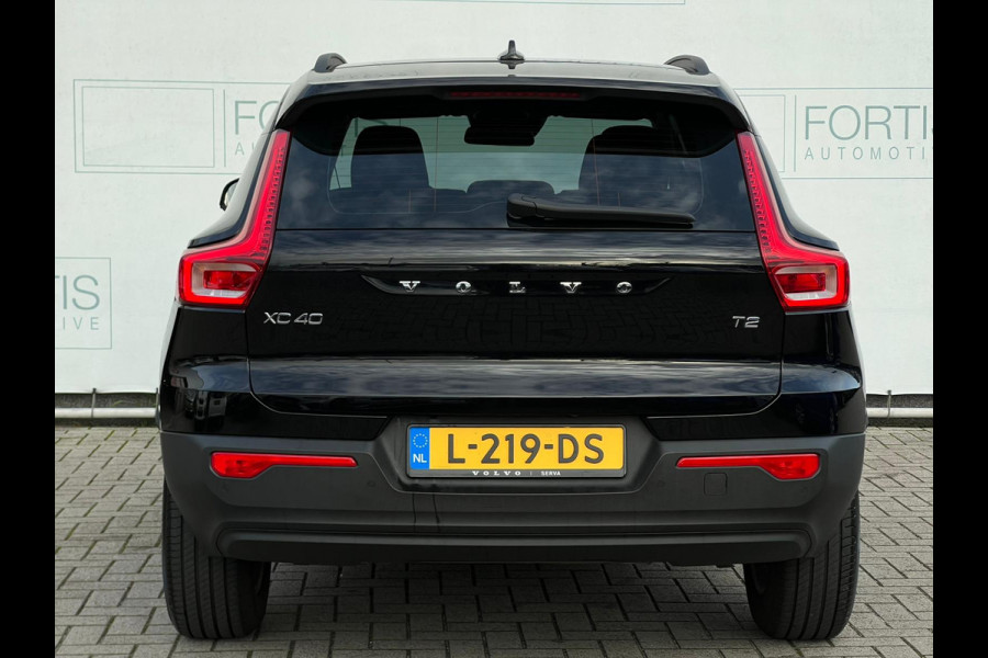 Volvo XC40 1.5 T2 Momentum Core NL AUTO | DEALER ONDERH | WEGKLAPBARE TREKHAAK | CAMERA | CARPLAY |