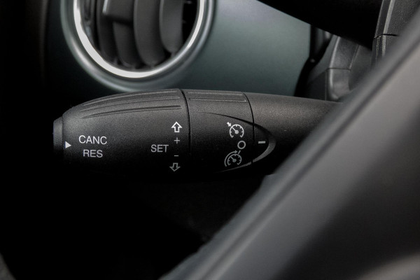 Fiat 500 1.0 Hybrid Rockstar | PANORAMADAK | CRUISE CONTROL | APPLE CARPLAY/ANDROID AUTO