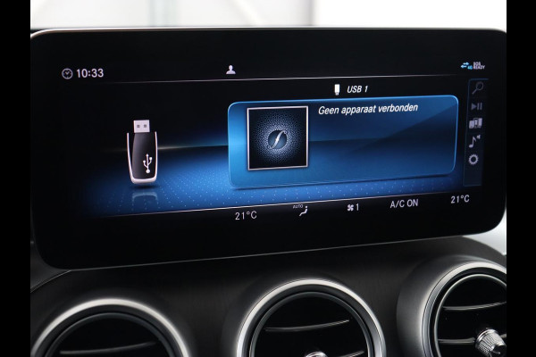 Mercedes-Benz C-Klasse 300e AMG Night | Stoelverwarming | Carplay | Leder/Alcantara | Camera | Navigatie | Park Assist | Full LED | PHEV | Plug In