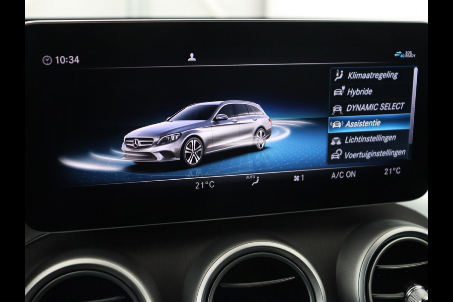 Mercedes-Benz C-Klasse 300e AMG Night | Stoelverwarming | Carplay | Leder/Alcantara | Camera | Navigatie | Park Assist | Full LED | PHEV | Plug In