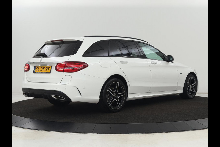 Mercedes-Benz C-Klasse 300e AMG Night | Stoelverwarming | Carplay | Leder/Alcantara | Camera | Navigatie | Park Assist | Full LED | PHEV | Plug In