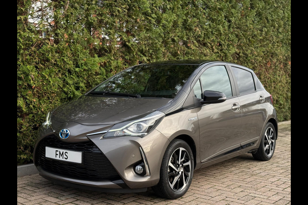 Toyota Yaris 1.5 Hybrid Selection CarPlay Camera