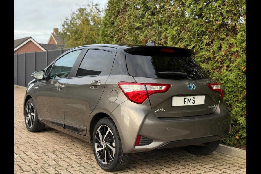 Toyota Yaris 1.5 Hybrid Selection CarPlay Camera