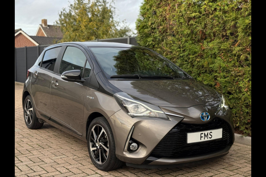 Toyota Yaris 1.5 Hybrid Selection CarPlay Camera