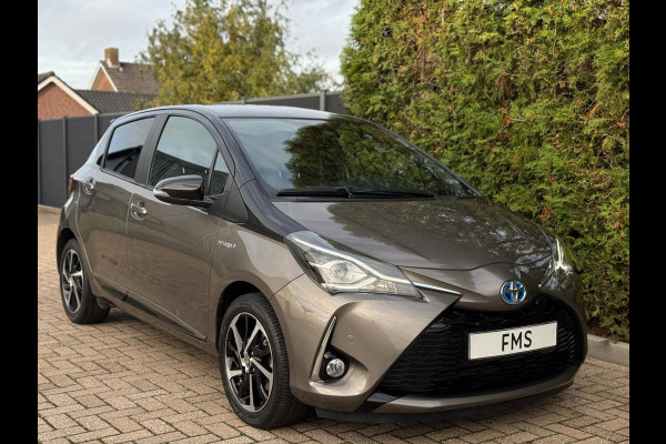 Toyota Yaris 1.5 Hybrid Selection CarPlay Camera