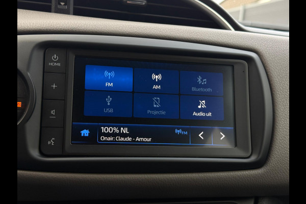 Toyota Yaris 1.5 Hybrid Selection CarPlay Camera