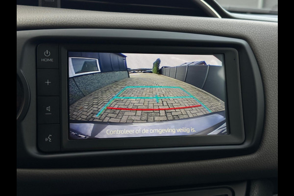 Toyota Yaris 1.5 Hybrid Selection CarPlay Camera