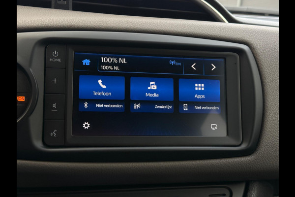 Toyota Yaris 1.5 Hybrid Selection CarPlay Camera