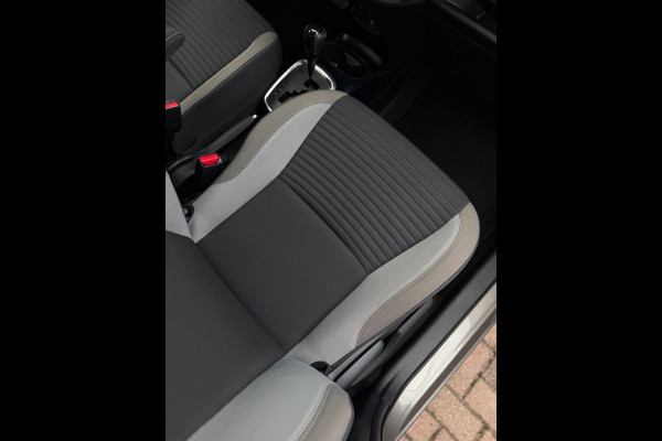 Toyota Yaris 1.5 Hybrid Selection CarPlay Camera