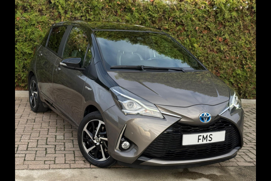 Toyota Yaris 1.5 Hybrid Selection CarPlay Camera