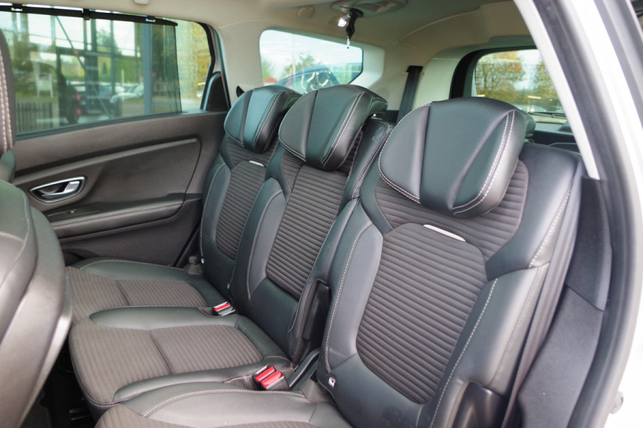 Renault Grand Scénic 1.2 TCe 130 PK Bose 7p, Panoramadak, Trekhaak, LED, Keyless, Camera,