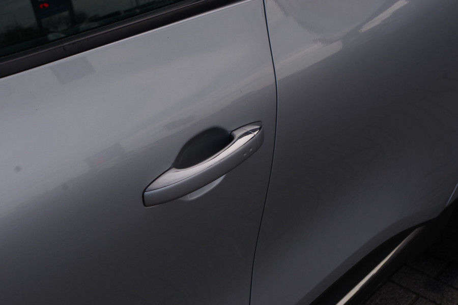 Renault Grand Scénic 1.2 TCe 130 PK Bose 7p, Panoramadak, Trekhaak, LED, Keyless, Camera,