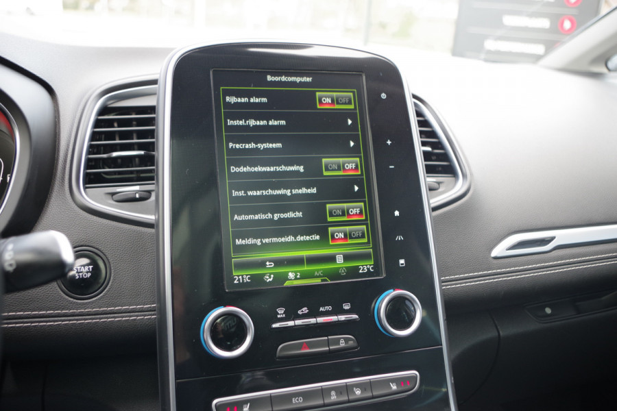 Renault Grand Scénic 1.2 TCe 130 PK Bose 7p, Panoramadak, Trekhaak, LED, Keyless, Camera,