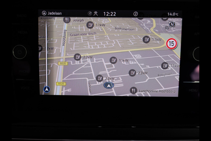 Volkswagen Taigo 1.0 TSI R-Line Edition 116 pk Automaat (DSG) | Verlengde garantie | Navigatie | Parkeersensoren | Achteruitrijcamera | Adaptieve cruise control | Black Style pakket | R-Line |