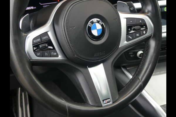 BMW 3 Serie Touring 330i Touring M Pakket Panoramadak/Camera/LED/LEER