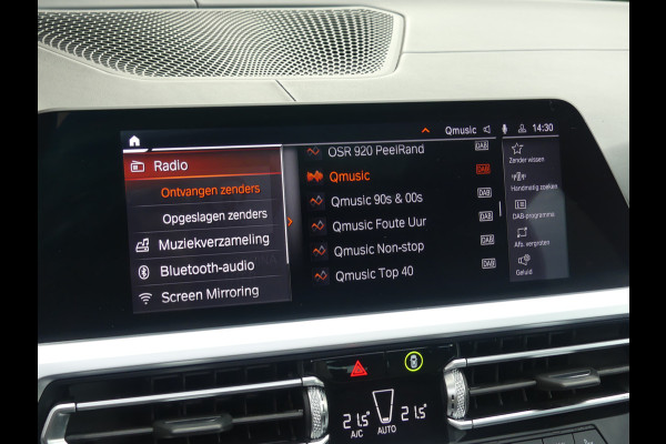 BMW 3 Serie Touring 330i Touring M Pakket Panoramadak/Camera/LED/LEER