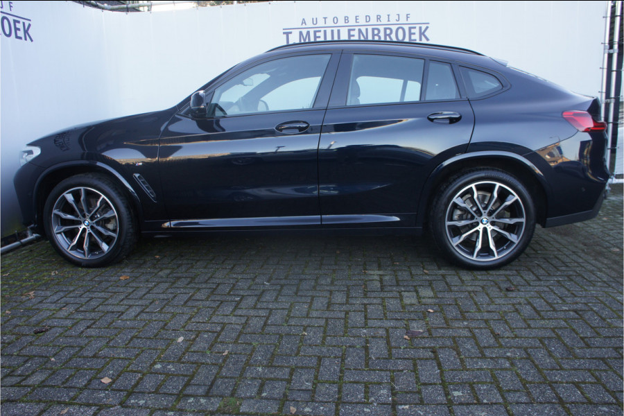 BMW X4 xDrive20d High Executive M sport, panoramadak, Head up