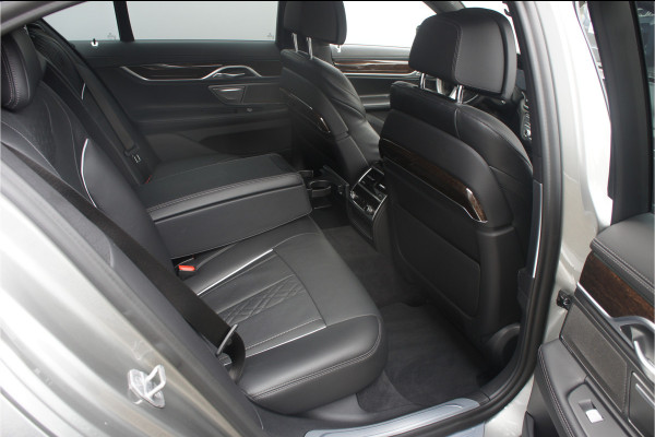 BMW 7 Serie 750i xDrive High Executive