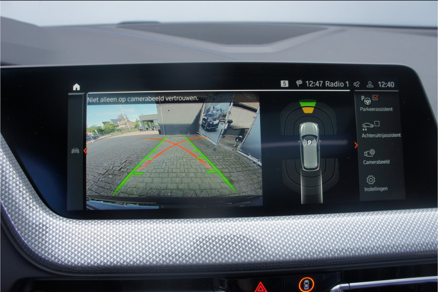 BMW 1-serie M135i xDrive High Executive Panoramadak, Head up