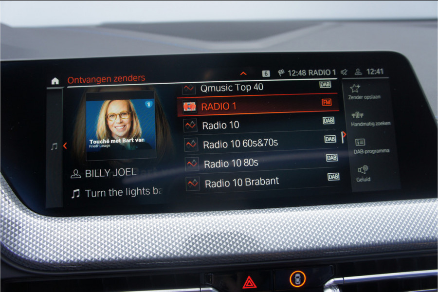 BMW 1-serie M135i xDrive High Executive Panoramadak, Head up