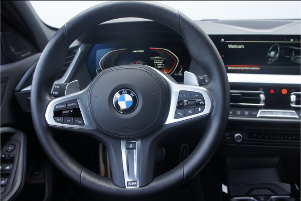 BMW 1-serie M135i xDrive High Executive Panoramadak, Head up
