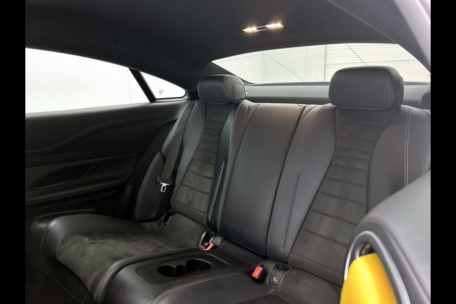 Mercedes-Benz E-Klasse Coupé 200 AMG-Edition 1 (Perfect onderH, Panorama, Camera, Navi, StoelV, PDC V+A, Elektrische Stoelen, Etc)
