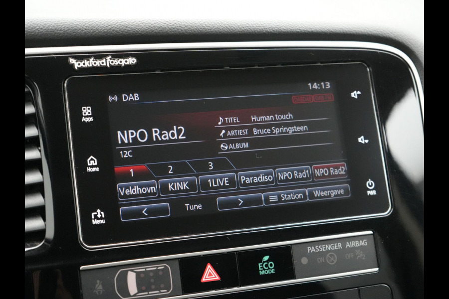 Mitsubishi Outlander 2.4 Intense+ Plug In Hybrid 225pk Dealer O.H. PHEV | Trekhaak Afneembaar | Schuif-/Kanteldak | Camera | Sportstoelen & Stuur Verwarmd | LED Koplampen | Keyless | Apple Carplay | Blis | DAB |