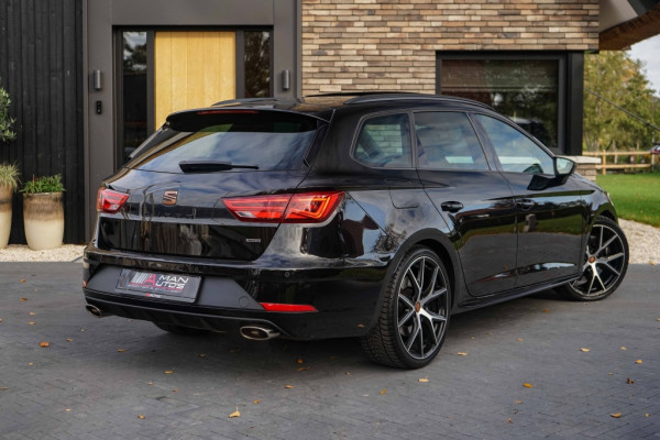 Seat León ST Cupra 300 4Drive Ultimate-edition/Pano/DCC/Schaalstoel/Beats/Sfe