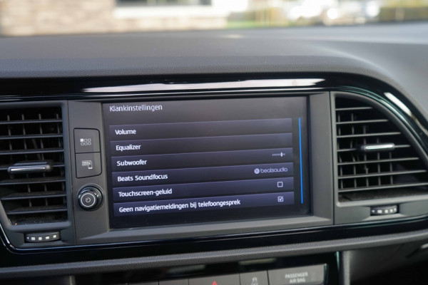 Seat León ST Cupra 300 4Drive Ultimate-edition/Pano/DCC/Schaalstoel/Beats/Sfe