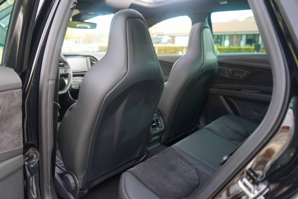 Seat León ST Cupra 300 4Drive Ultimate-edition/Pano/DCC/Schaalstoel/Beats/Sfe