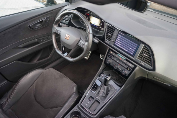 Seat León ST Cupra 300 4Drive Ultimate-edition/Pano/DCC/Schaalstoel/Beats/Sfe