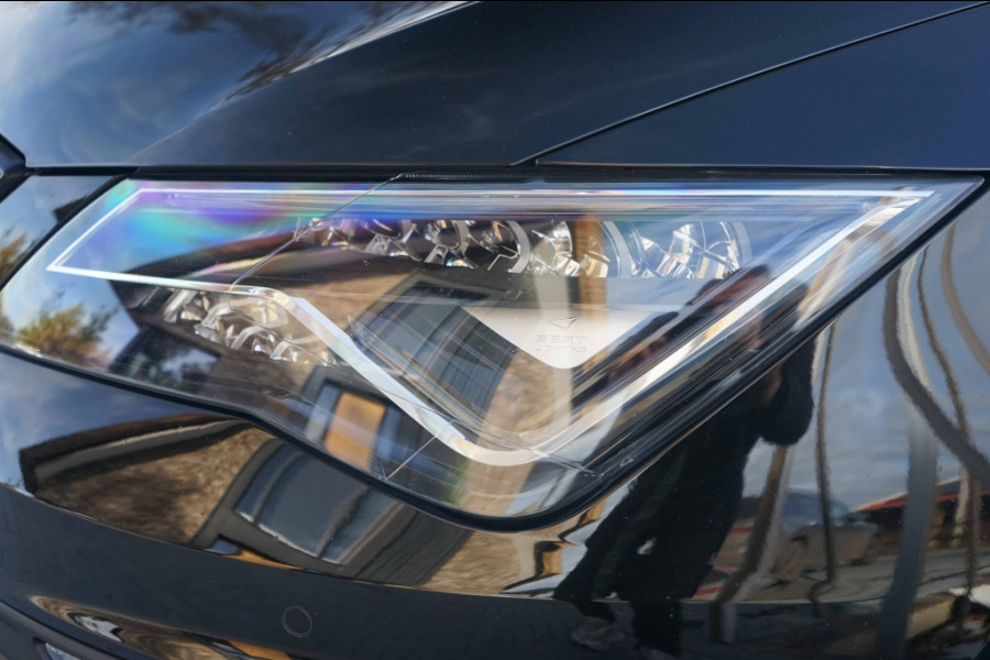 Seat León ST Cupra 300 4Drive Ultimate-edition/Pano/DCC/Schaalstoel/Beats/Sfe