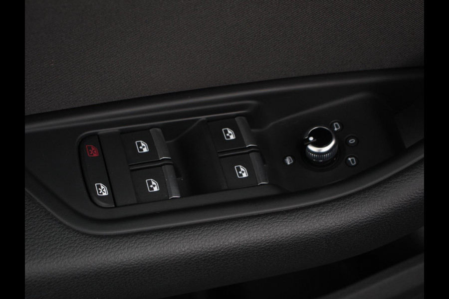 Audi A4 Avant 40 TFSI 204pk Prestige Plus S-Tronic | Navigatie | Climate Control | Camera | Electrisch bedienbare achterklep | Virtual Cockpit | Led | Dab | Stoelverwarming