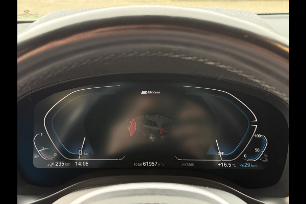 BMW X3 xDrive30e M SPORT | ELEKTR. STOELEN | PANORAMA | M SPORT REMMEN | HEAD UP | KEYLESS |