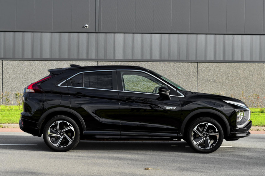 Mitsubishi Eclipse Cross 2.4 PHEV Instyle. Leder, Elek stoelen, HUD, ACC, 360, Carbon, Stuurvw, Trekhaak, Dodeh, CarPlay!