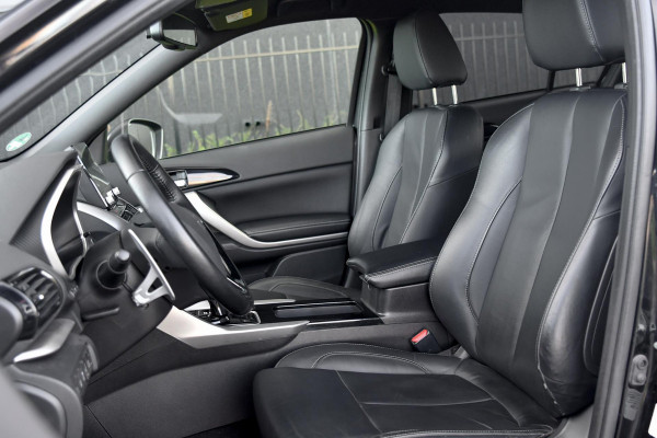Mitsubishi Eclipse Cross 2.4 PHEV Instyle. Leder, Elek stoelen, HUD, ACC, 360, Carbon, Stuurvw, Trekhaak, Dodeh, CarPlay!