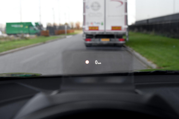 Mitsubishi Eclipse Cross 2.4 PHEV Instyle. Leder, Elek stoelen, HUD, ACC, 360, Carbon, Stuurvw, Trekhaak, Dodeh, CarPlay!