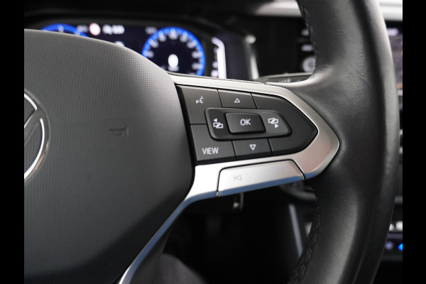 Volkswagen Polo T 96PK Navi Digi-Cockpit-Pro Adaptive-Cr. Apple Carplay Android App-Connect Dual-ECC PDC Stoel-Verwarmd Navi Life Business Lane-Assist Isofix Voicecommand DAB Front assist ChroomPack. Lmv 2/3Deelbare a-Bank 1e Eigenaar Origineel Nederlandse Auto EURO 6 € 25.430 nieuw!