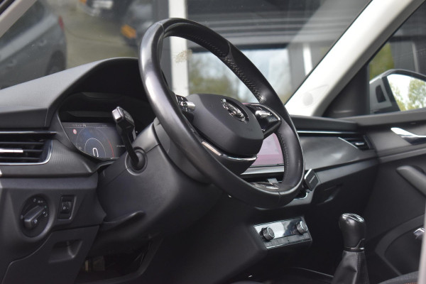 Škoda Kamiq 1.5 TSI ACT Sport Business Lane Stoelvw Virtual