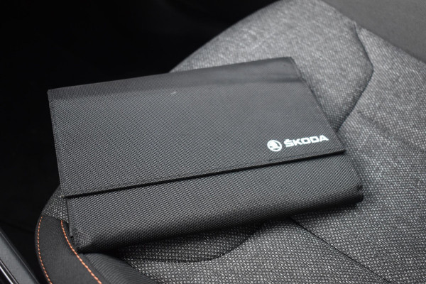 Škoda Kamiq 1.5 TSI ACT Sport Business Lane Stoelvw Virtual