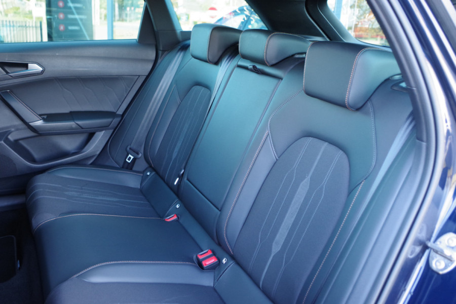 CUPRA Leon Sportstourer 1.4 e-Hybrid VZ 245 PK Adrenaline, Adap. Cruise Control, WInterpakket, LED, Keyless