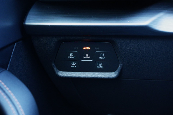 CUPRA Leon Sportstourer 1.4 e-Hybrid VZ 245 PK Adrenaline, Adap. Cruise Control, WInterpakket, LED, Keyless