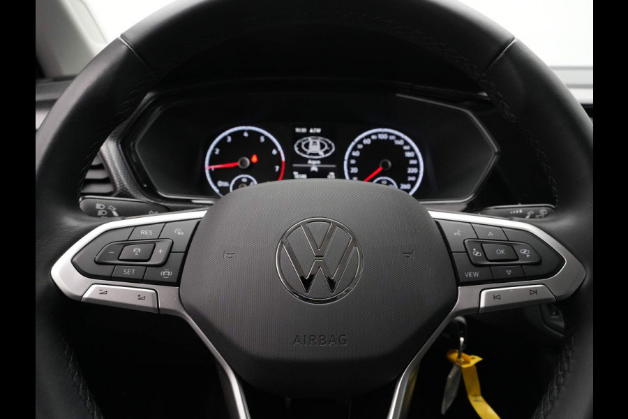 Volkswagen T-Cross 1.0 TSI 95pk Life Navigatie Pdc Clima Acc 38