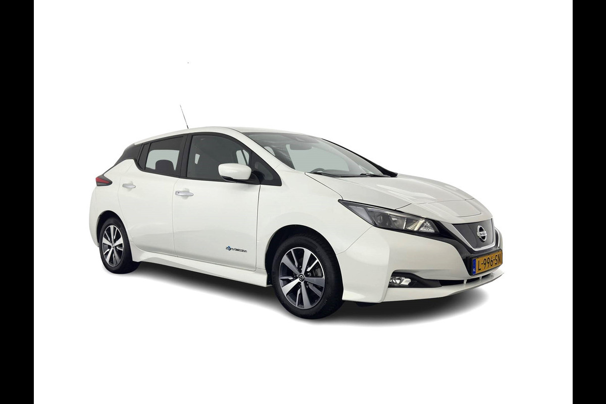 Nissan Leaf Acenta 40 kWh {SOH-90%} Aut. *ADAPTIVE-CRUISE | KEYLESS | NAVI-FULLMAP | BLIND-SPOT | DAB+ | COMFORTSEATS | DIGI-COCKPIT | PRIVACY-GLASS | CAMERA |  17"ALU*